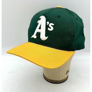 Vintage Oakland Athletics A's MLB Snapback Twill Hat Outdoor Cap Snapback